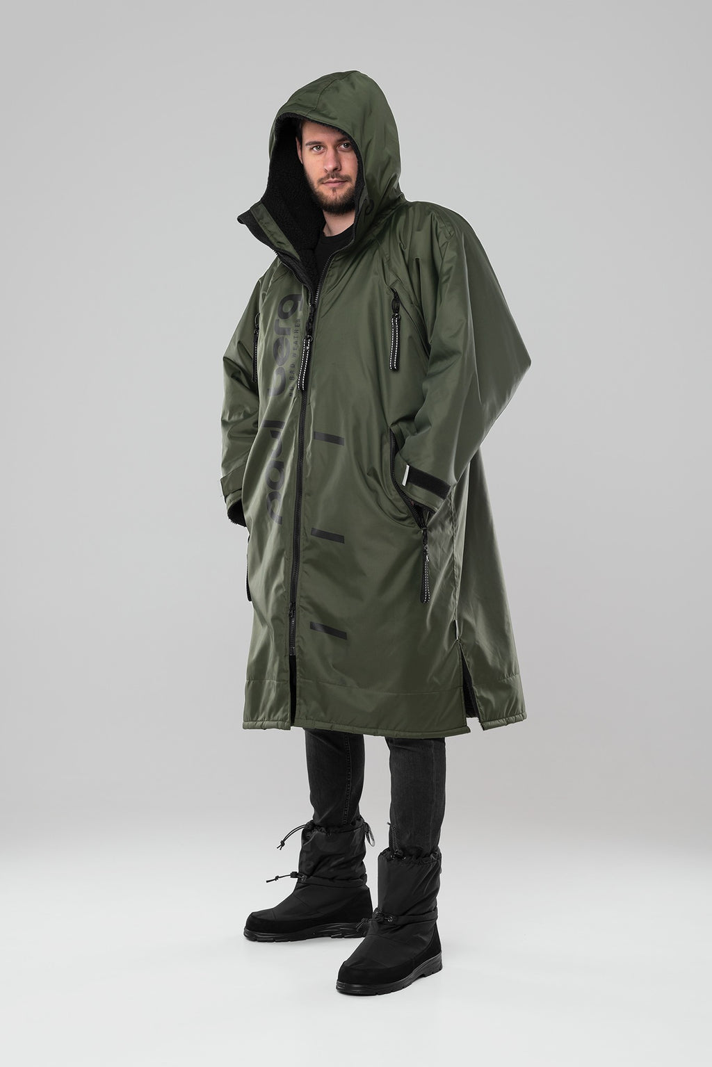 Paul Nordic Changing Robe - Olive Green